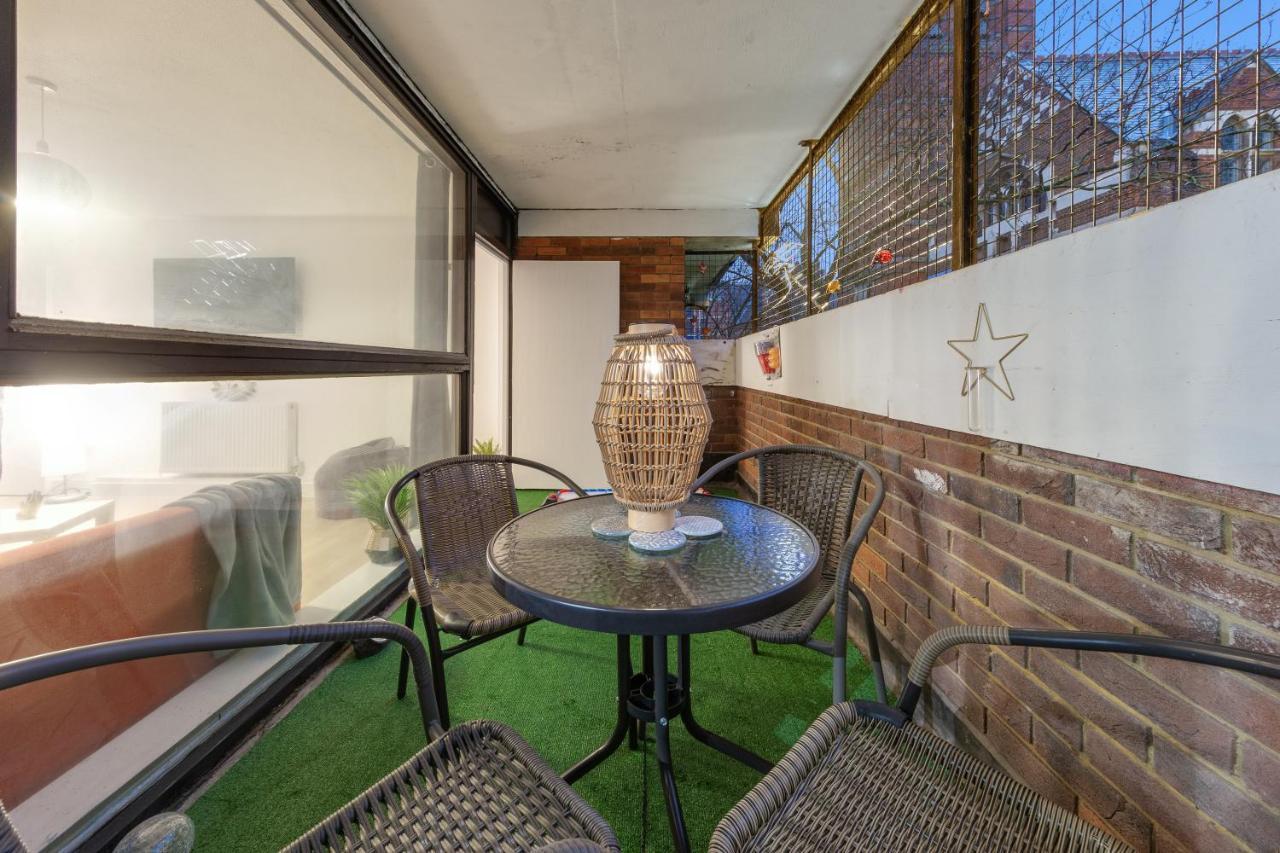 Sleep14 In Victoria London 43Vpr Apartment Bagian luar foto